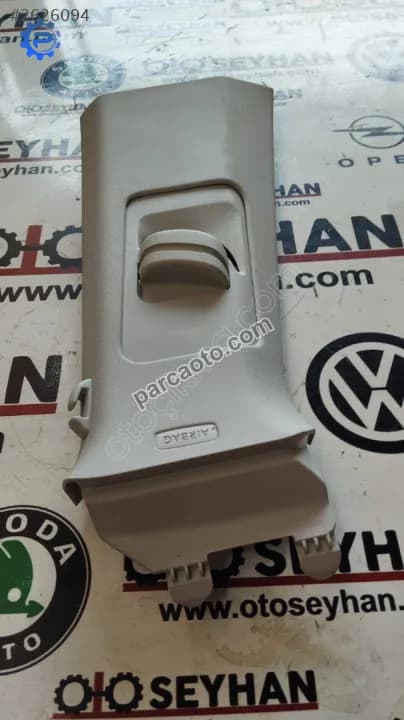 2GM868312 T-cross Orta sağ Direk kaplaması