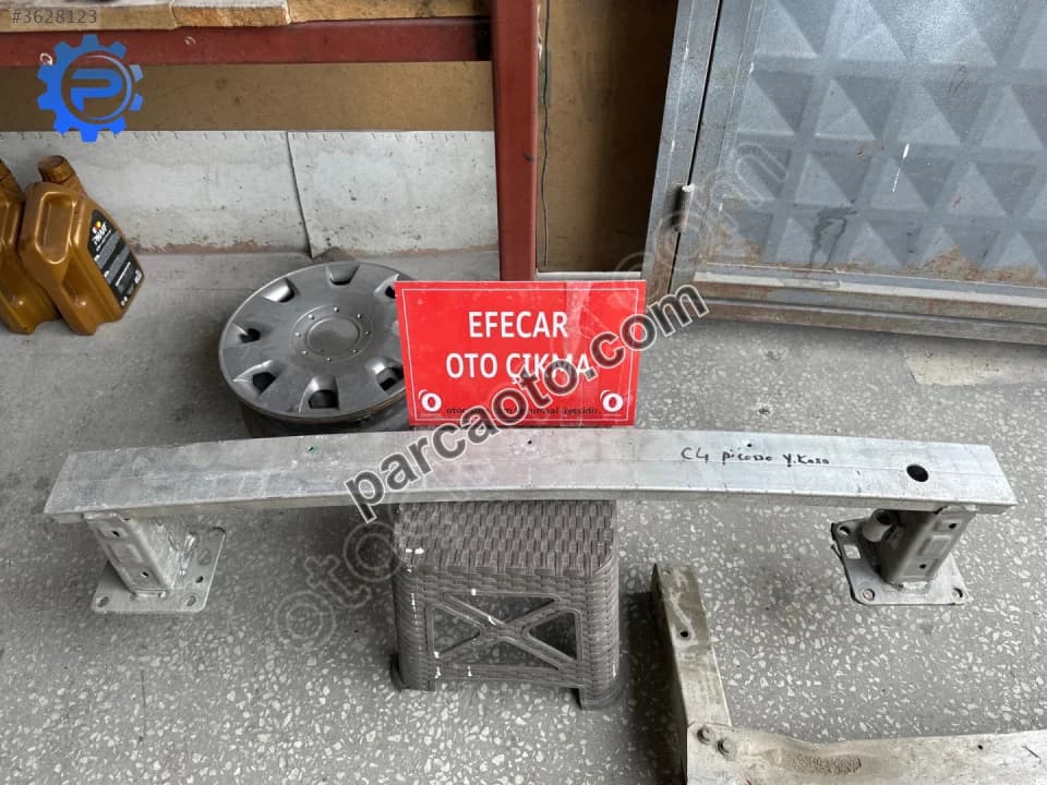 Citroen c4 Picasso / grand picasso arka tampon demiri