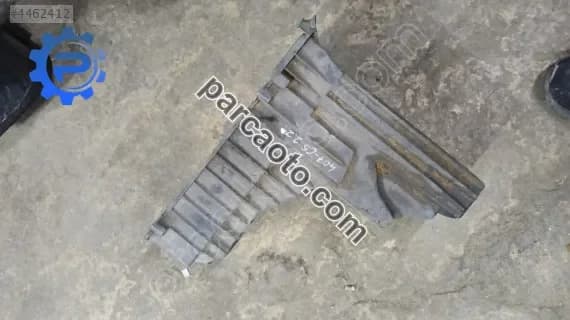 Peugeot 407 2.2 hava filtre kutusu  alt