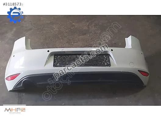 Golf 7 2015 model arka tampon komple set 5g6807421 beyaz hatası