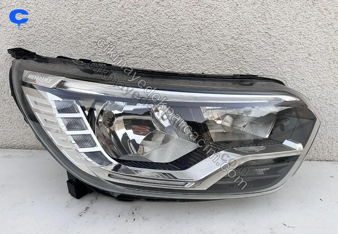 Renault Express orijinal çıkma far, İzmir Bornova